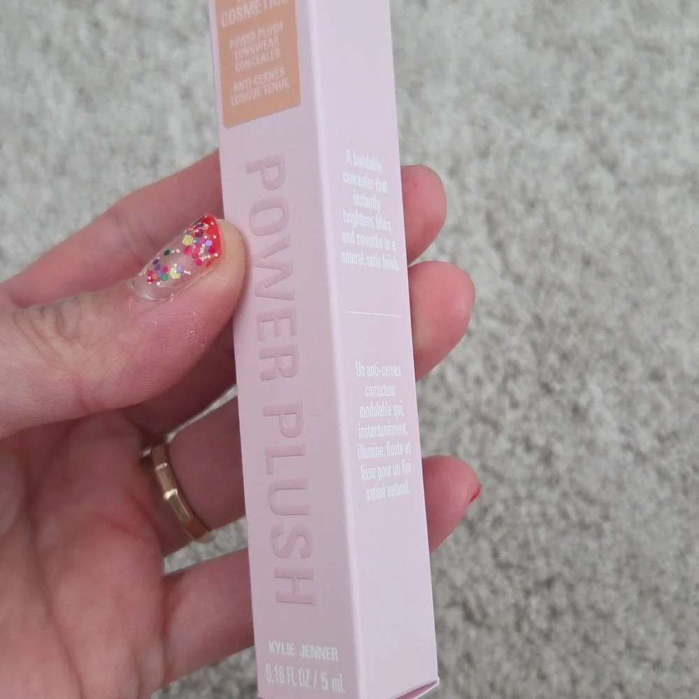 NIB Kylie Power Plush Concealer 3C